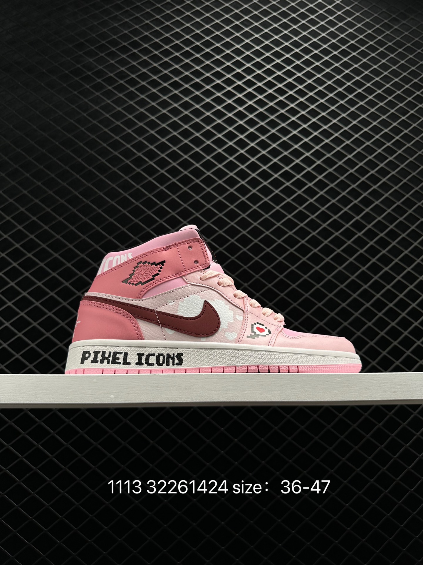 Air Jordan 1 Mid WMNS